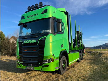 SCANIA Holztransporter