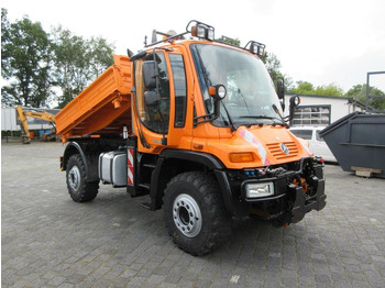 Kipper Unimog U 400, DSK., Langer Radstand, Klima: das Bild 4