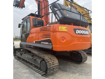 DOOSAN DX300 Kettenbagger