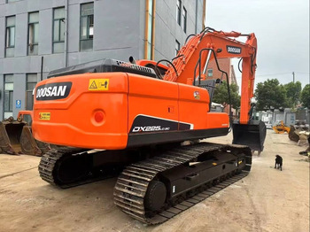 DOOSAN DX225LC Kettenbagger
