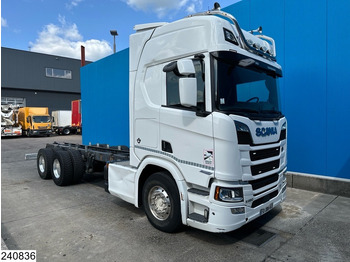 Fahrgestell LKW Scania R 650 6X4, EURO 6, Retarder, PTO: das Bild 3