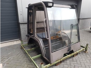 MANITOU Fahrerhaus und Interieur