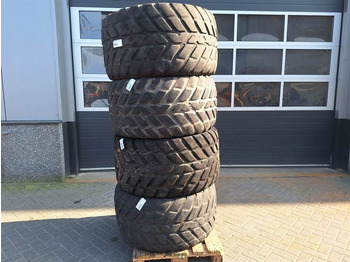 MECALAC Felgen und Reifen