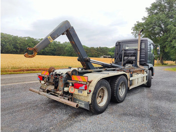 Abrollkipper MAN TGA 26.350 6x4 Container AJK Euronorm 3: das Bild 2