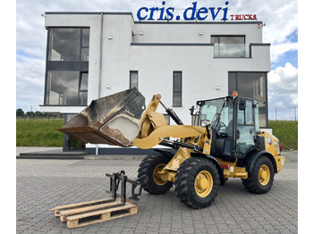 CATERPILLAR 906M Radlader