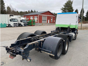 Fahrgestell LKW Scania R 142: das Bild 4