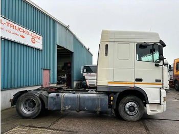DAF 95.430 XF SPACECAB (EURO 3 / ZF16 MANUAL GEARBOX / ZF-INTARDER / AIRCONDITIONING / 870 LITER DIESELTANK) – Leasing DAF 95.430 XF SPACECAB (EURO 3 / ZF16 MANUAL GEARBOX / ZF-INTARDER / AIRCONDITIONING / 870 LITER DIESELTANK): das Bild 4
