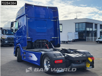 Sattelzugmaschine DAF XG+ 530 XG+ 4X2 Retarder 2x Tanks Alcoa's Standklima ACC: das Bild 2