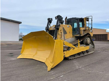 CATERPILLAR D8T Bulldozer
