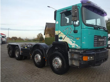 MAN 32.364 Fahrgestell LKW