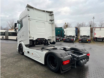Sattelzugmaschine neu kaufen DAF XG+ 480 LD, MODELLJAHR 2025, Seitenverkleidungen: das Bild 4