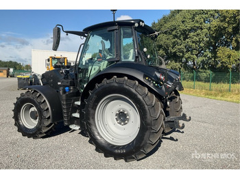 DEUTZ Agrotron Traktor