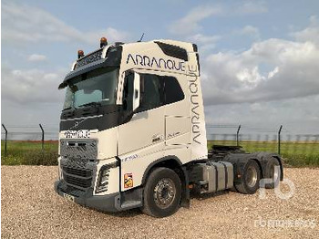 VOLVO FH16 750 Sattelzugmaschine