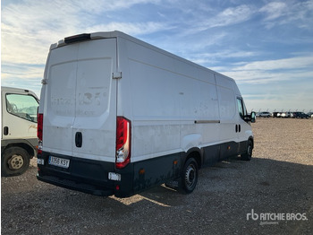 Transporter 2018 Iveco Daily 35S16 Cargo Van: das Bild 4
