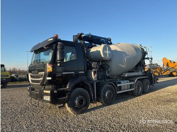 IVECO Trakker Betonpumpe