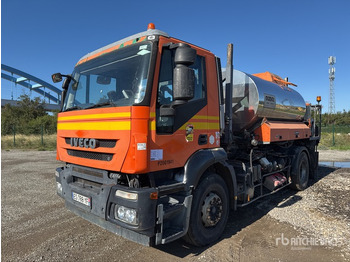 IVECO Trakker Abrollkipper