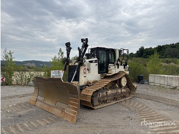 CATERPILLAR D6T Bulldozer