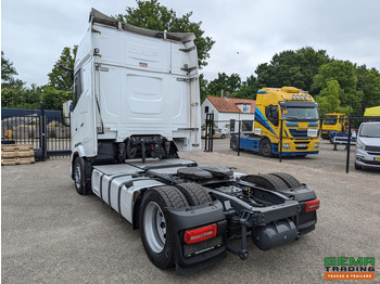 Sattelzugmaschine DAF XG+ 4x2 Euro6E - MEGA/Lowdeck - Retarder - Dubbele tanks - MirrorCam - 3 DVS StarRating: das Bild 4