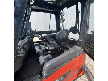 Elektrostapler Linde E30/600 HL (387): das Bild 4