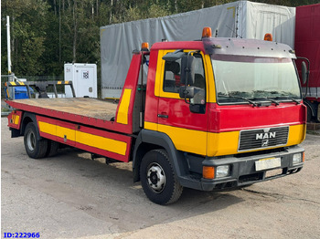 Abschleppwagen MAN 12.224: das Bild 2