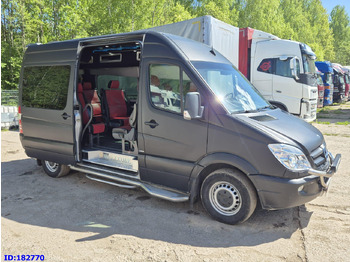 MERCEDES-BENZ Sprinter 319 Reisebus