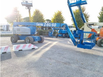 GENIE Gelenkarmbühne
