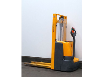 Hochhubwagen Jungheinrich EJC110: das Bild 2 Hochhubwagen Jungheinrich EJC110: das Bild 2