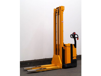 JUNGHEINRICH EJC Hochhubwagen