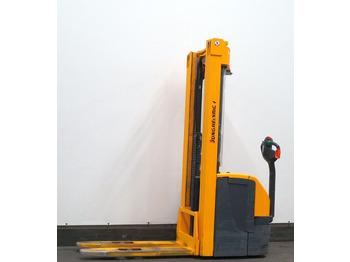 JUNGHEINRICH EJC Hochhubwagen