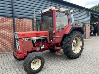 INTERNATIONAL Traktor