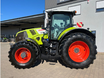CLAAS Axion 870 Traktor