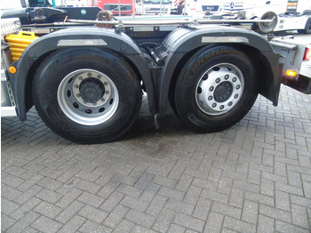 Abrollkipper Mercedes-Benz Actros 2548 + 6x2 + RETARDER + 132.000km + 20TON HOOK HYVA: das Bild 5 Abrollkipper Mercedes-Benz Actros 2548 + 6x2 + RETARDER + 132.000km + 20TON HOOK HYVA: das Bild 5