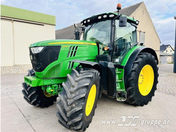 JOHN DEERE 6210R Traktor