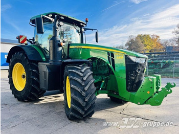 Traktor John Deere 8295R: das Bild 2 Traktor John Deere 8295R: das Bild 2