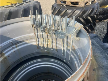 Reifen für Landmaschine Michelin 20.8R38 Sølv med ring og 8 MD+ låse: das Bild 2 Reifen für Landmaschine Michelin 20.8R38 Sølv med ring og 8 MD+ låse: das Bild 2