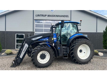 NEW HOLLAND T7 Traktor