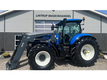 NEW HOLLAND T7.270 Traktor
