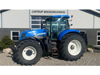 NEW HOLLAND T7.270 Traktor