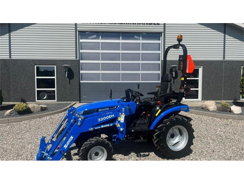 SOLIS Traktor