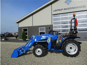SOLIS Traktor