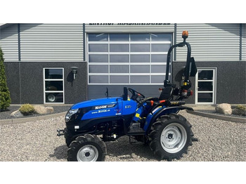 SOLIS Traktor