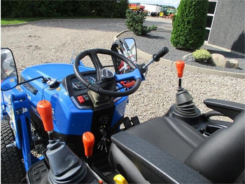 Traktor Solis S26 Shuttle XL 9+9 med turfhjul og frontlæsser: das Bild 5 Traktor Solis S26 Shuttle XL 9+9 med turfhjul og frontlæsser: das Bild 5