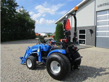 Traktor Solis S26 Shuttle XL 9+9 med turfhjul og frontlæsser: das Bild 3 Traktor Solis S26 Shuttle XL 9+9 med turfhjul og frontlæsser: das Bild 3