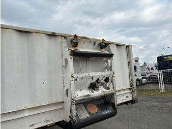 Pritschenauflieger/ Plattformauflieger Krone SD P: das Bild 2 Pritschenauflieger/ Plattformauflieger Krone SD P: das Bild 2