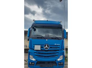 MERCEDES-BENZ Actros Fahrerhaus und Interieur