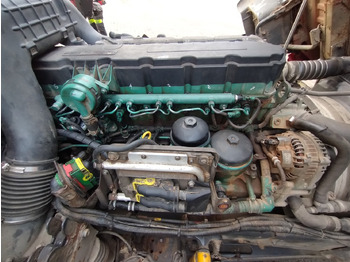 VOLVO FL Motor und Teile