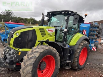 CLAAS Axion 830 Traktor