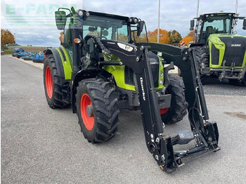 CLAAS Arion 420 Traktor