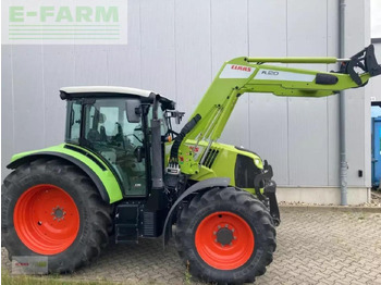 CLAAS Arion 440 Traktor