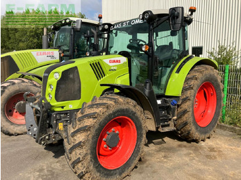 CLAAS Arion 440 Traktor